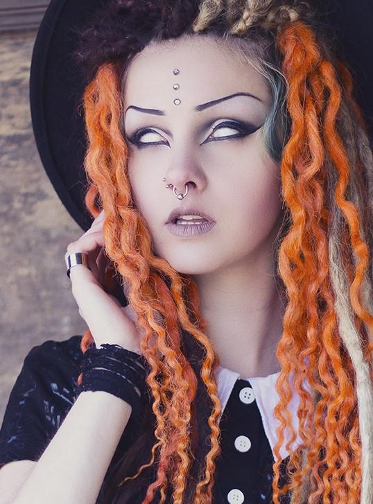 Blind White Halloween Contact Lenses - Image 8