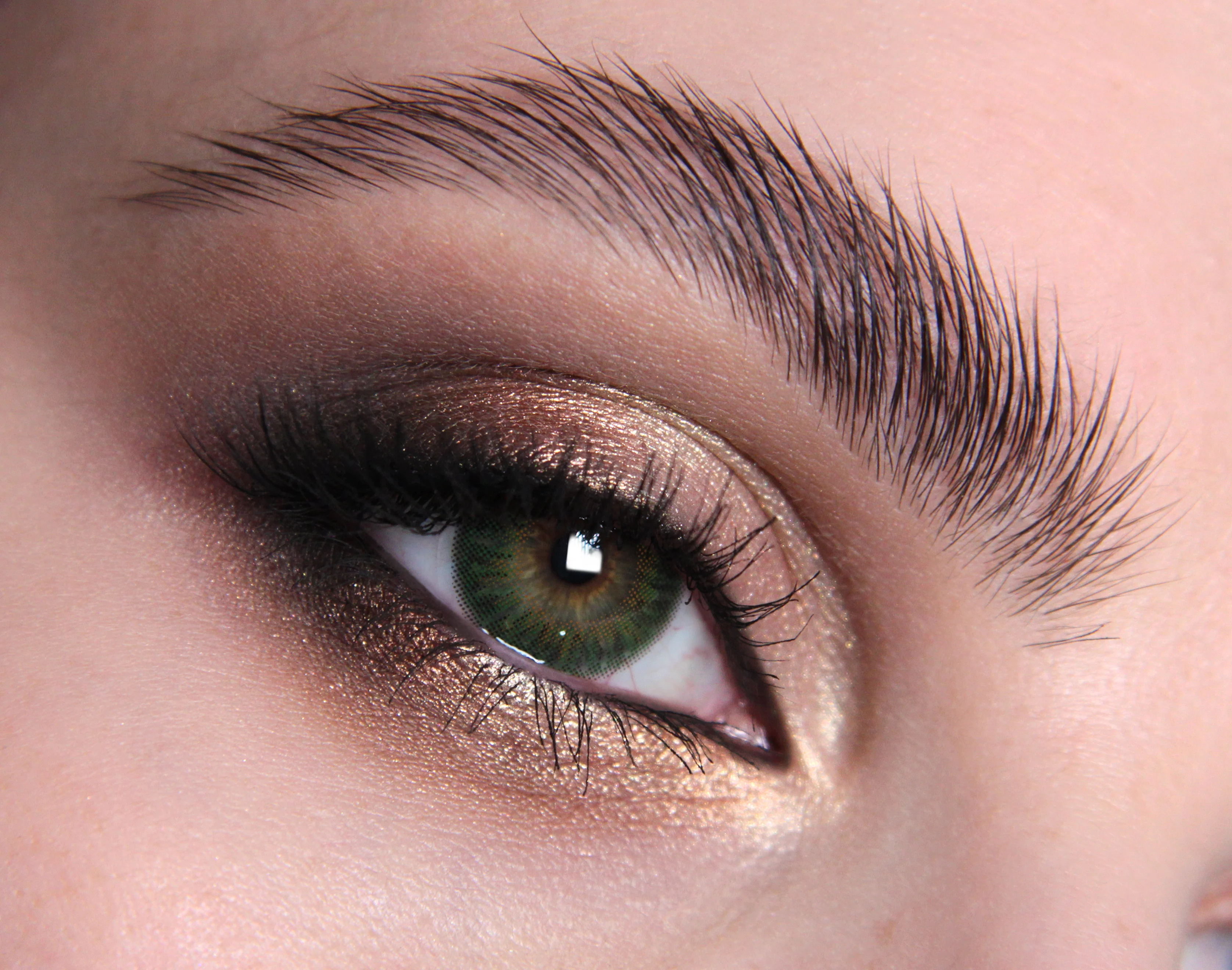 Classic Emerald Green Natural Coloured Contact Lenses