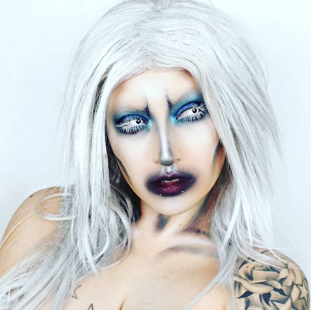White Out Halloween Contact Lenses - Image 7